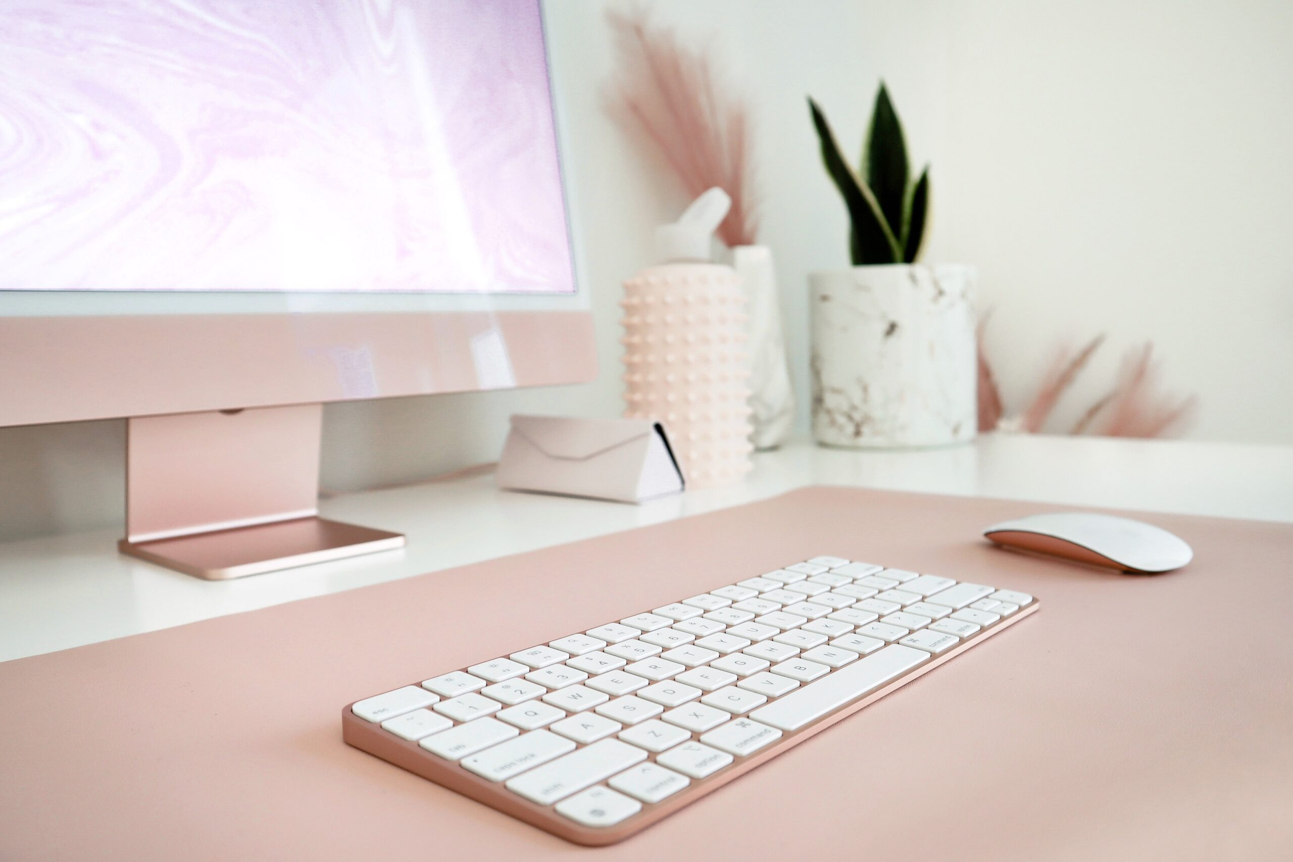 Social Media Marketing That Connects, Converts & Builds Brands